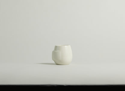 YUAN 02 Mittlere Tasse